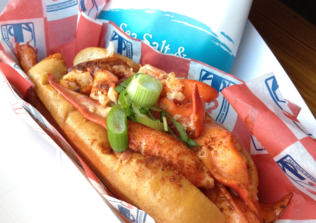 Red Hook Lobster Pound roll