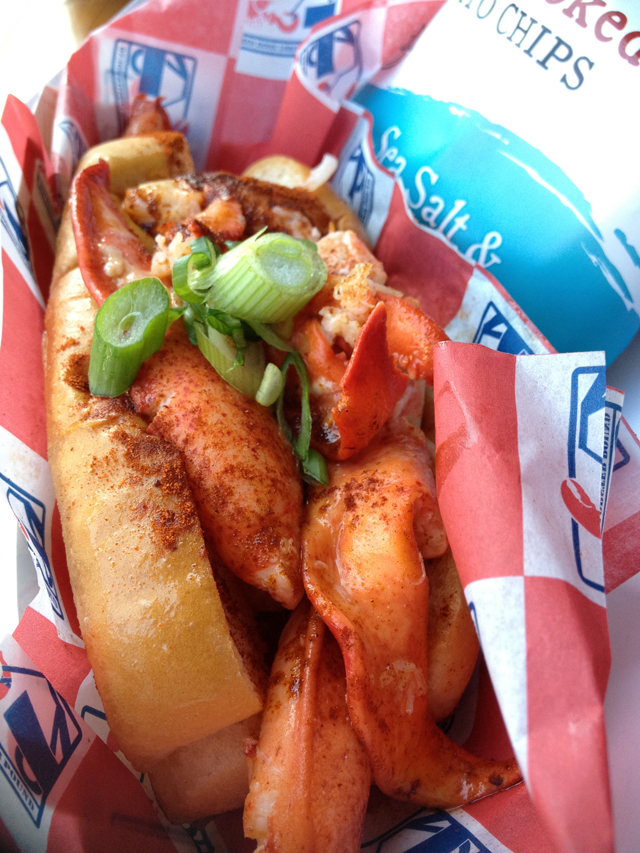 Red Hook lobster pound roll