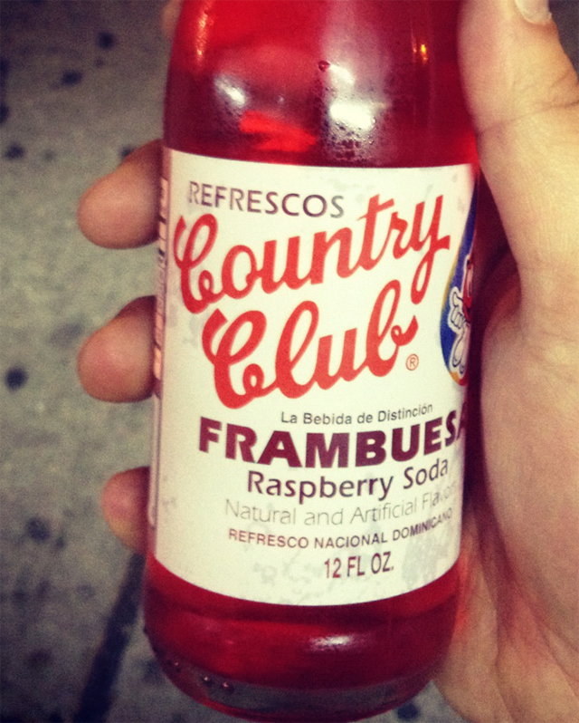 raspberry soda, country club frambuesa