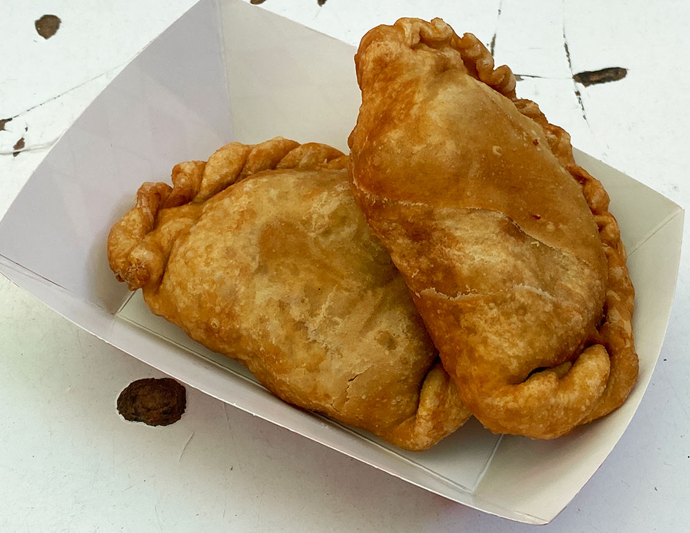 curry puffs from Kopitiam
