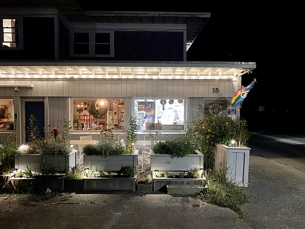 Ceraldi on Cape Cod overlooks Mayo Beach in Wellfleet